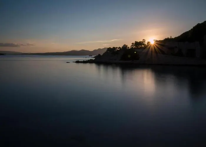 Elegant Near The Tyrrhenian Sea 公寓 Porto Istana