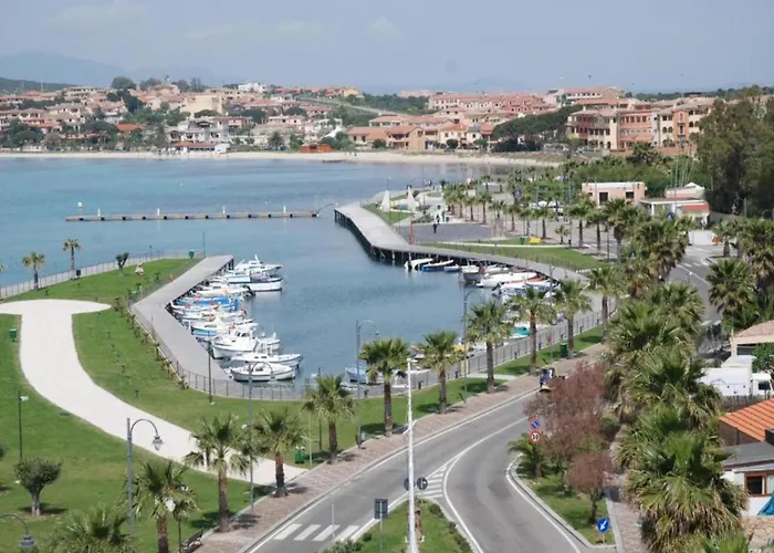 Elegant Near The Tyrrhenian Sea 公寓