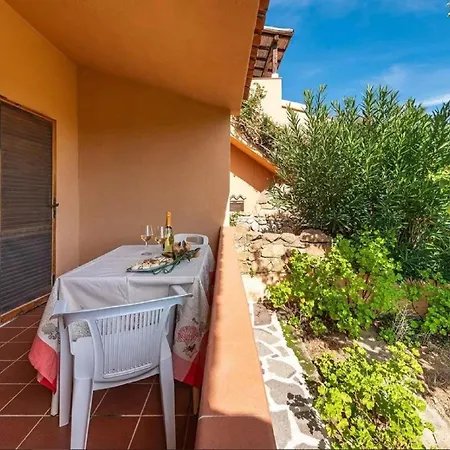 Elegant Near The Tyrrhenian Sea *